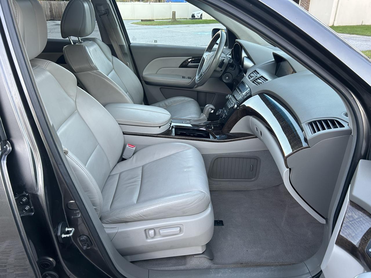 Acura MDX 6-Spd AT w/Tech Package 2012