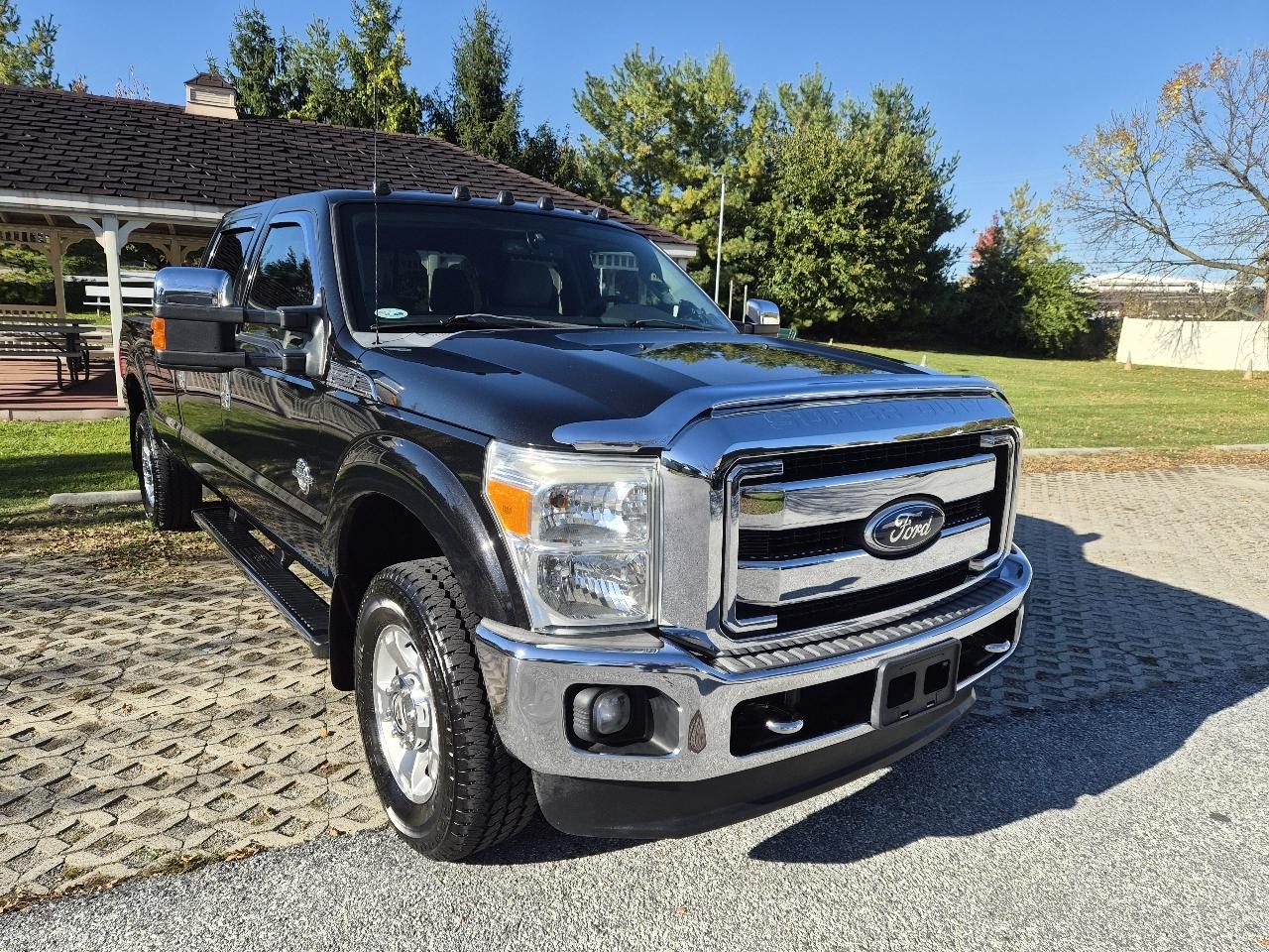 Ford F-250 SD XLT Crew Cab Long Bed 4WD 2011