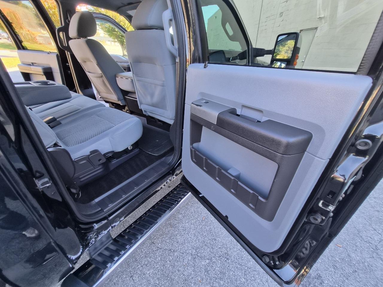 Ford F-250 SD XLT Crew Cab Long Bed 4WD 2011