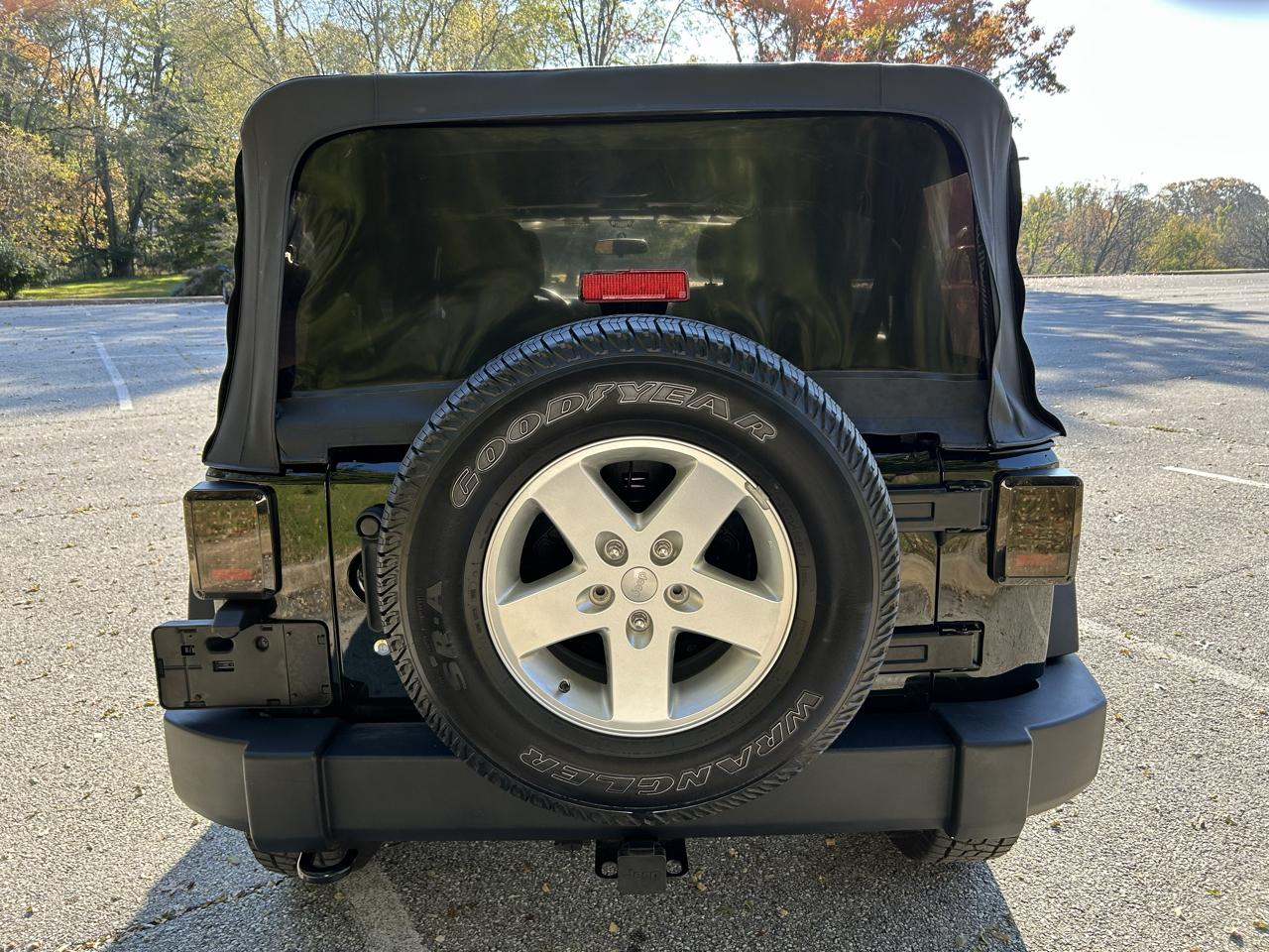 Jeep Wrangler Unlimited Sport 4WD 2012
