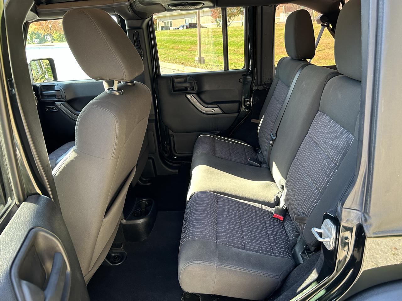 Jeep Wrangler Unlimited Sport 4WD 2012
