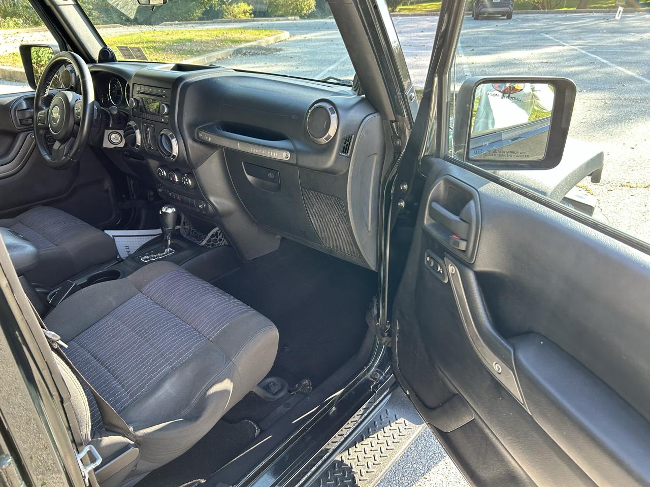 Jeep Wrangler Unlimited Sport 4WD 2012