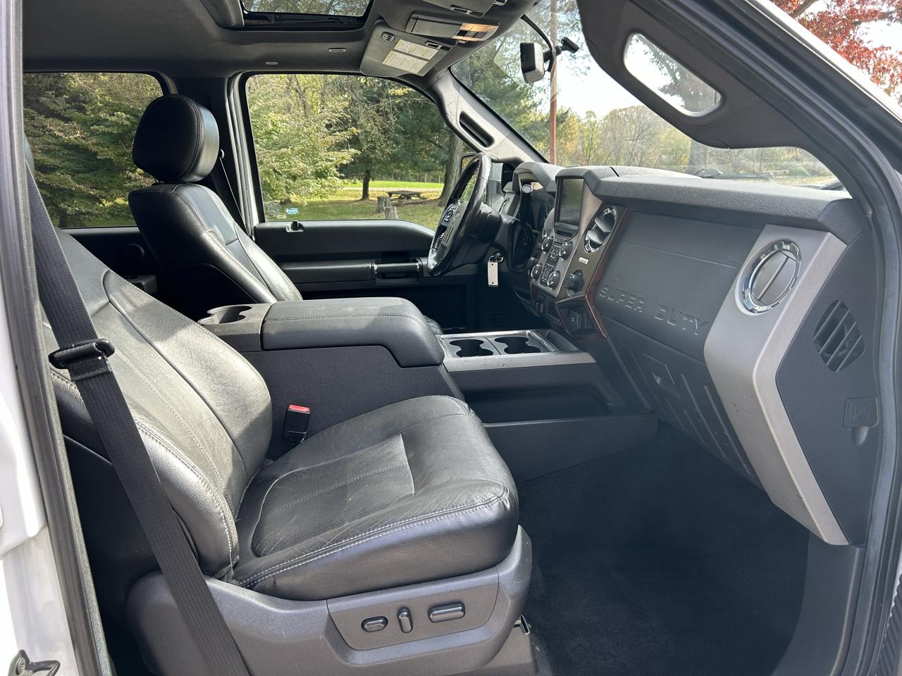 Ford F-250 SD Lariat Crew Cab 4WD 2016