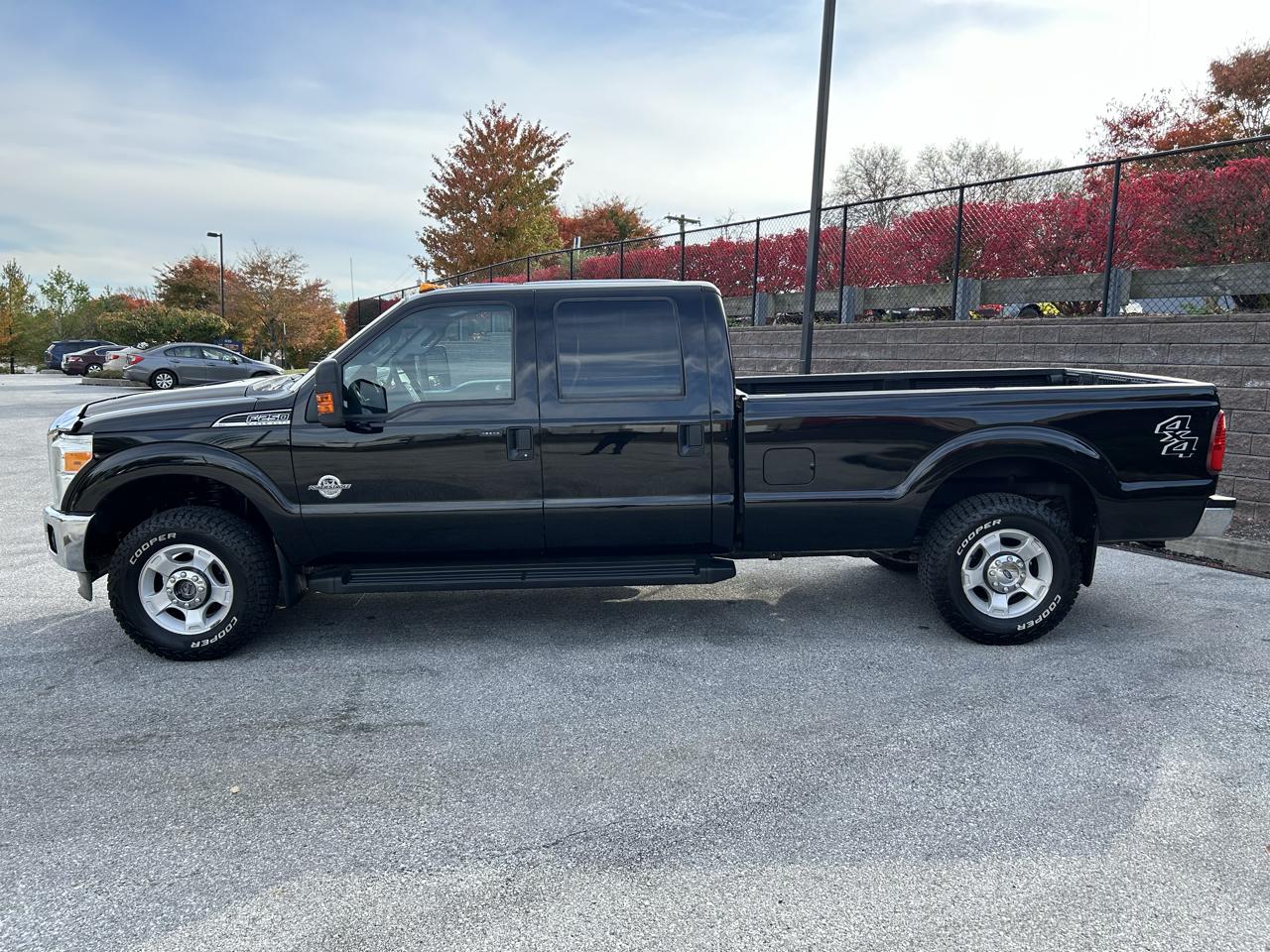 Ford F-250 SD XLT Crew Cab Long Bed 4WD 2016