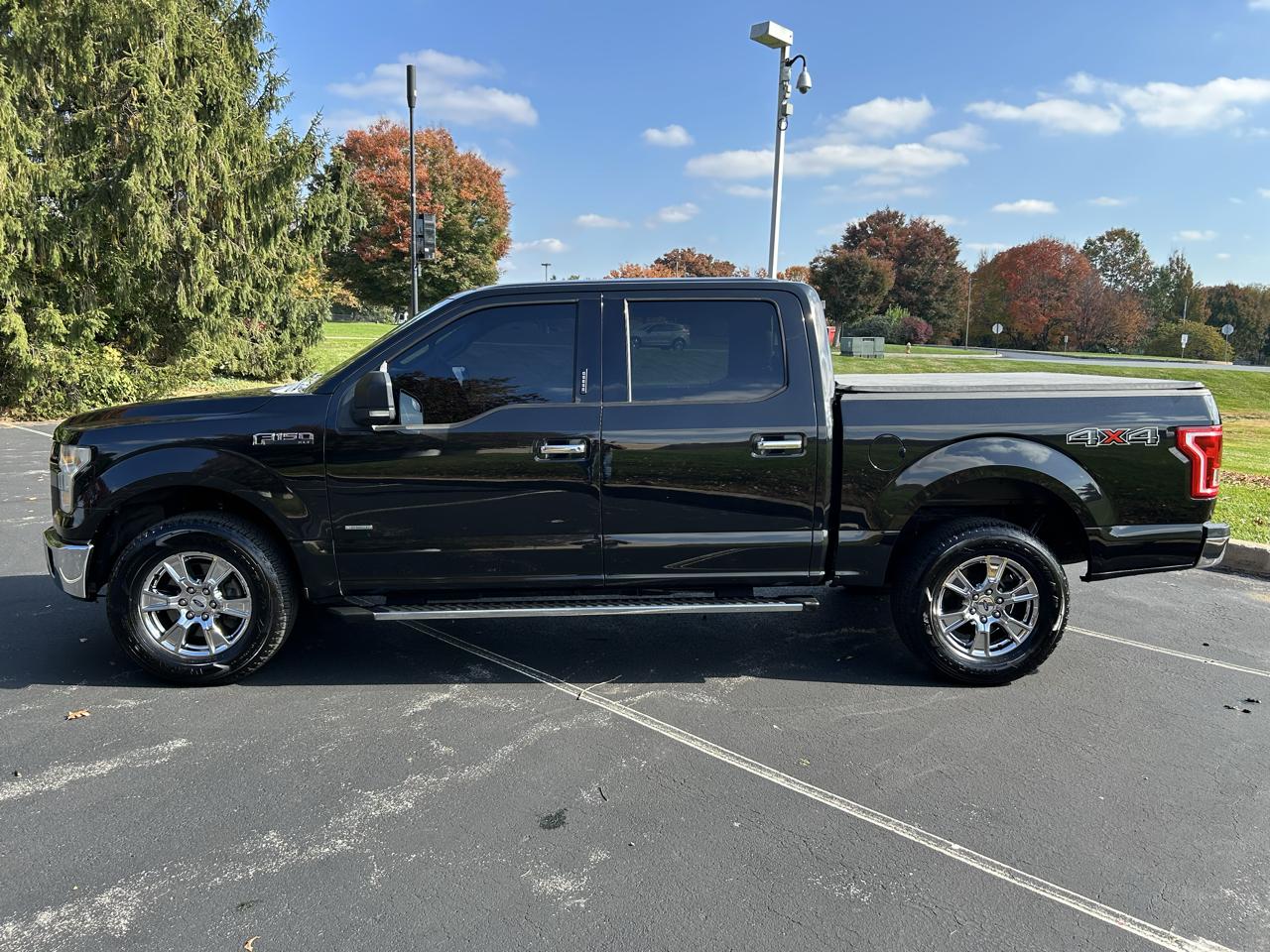 Ford F-150 XL SuperCrew 5.5-ft. Bed 4WD 2015