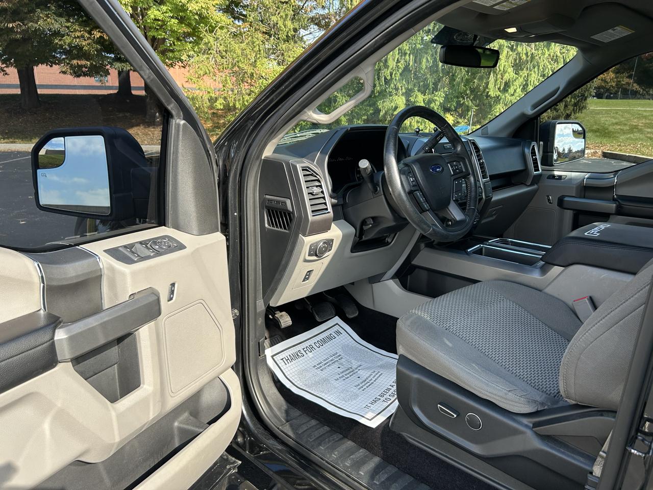 Ford F-150 XL SuperCrew 5.5-ft. Bed 4WD 2015