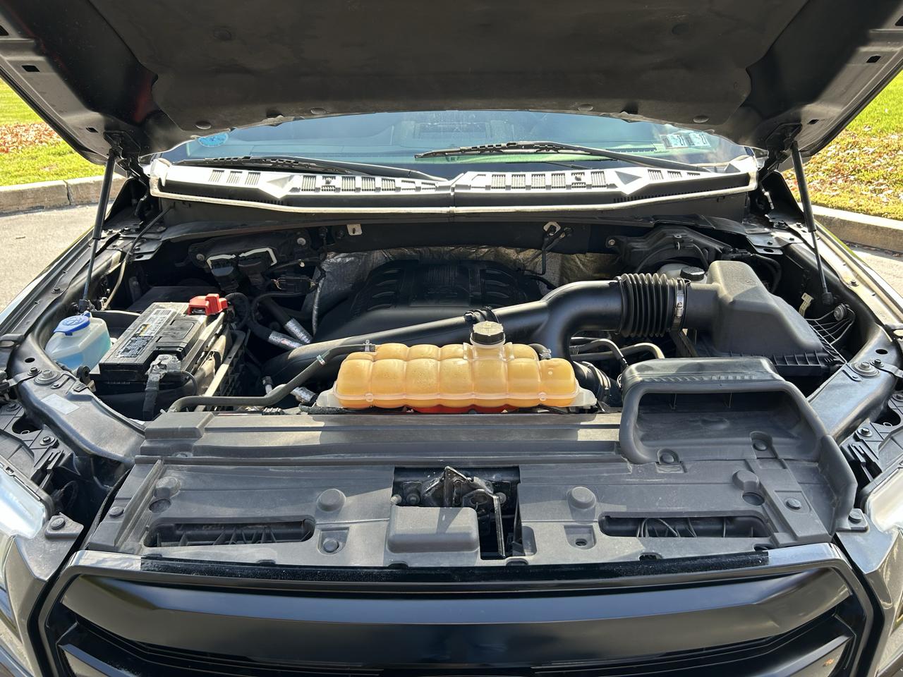 Ford F-150 XL SuperCrew 5.5-ft. Bed 4WD 2015