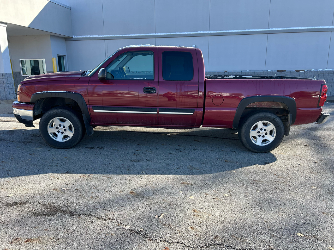 2006 Chevrolet Silverado 1500 LS photo 2