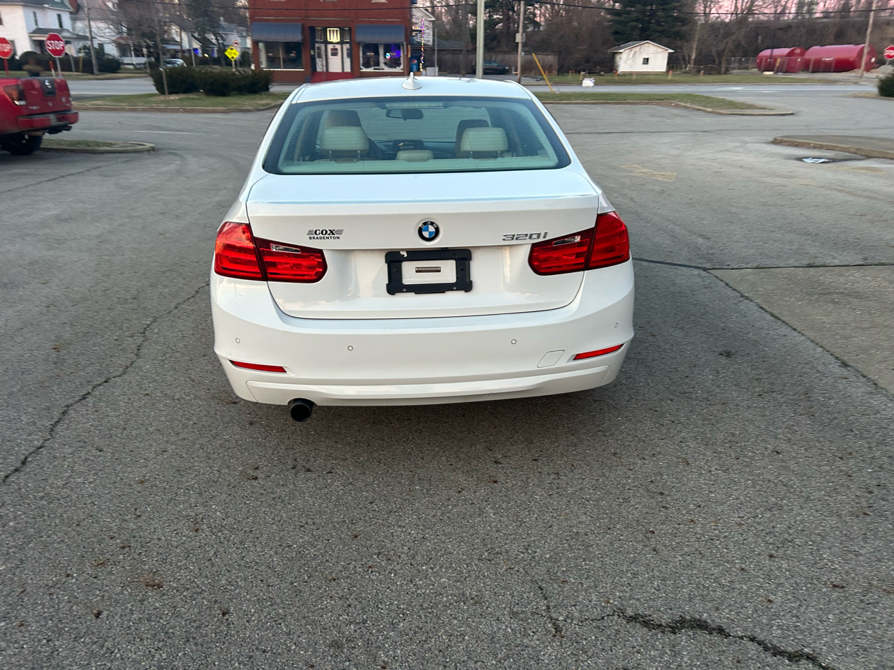 BMW 3-Series 320i Sedan 2015