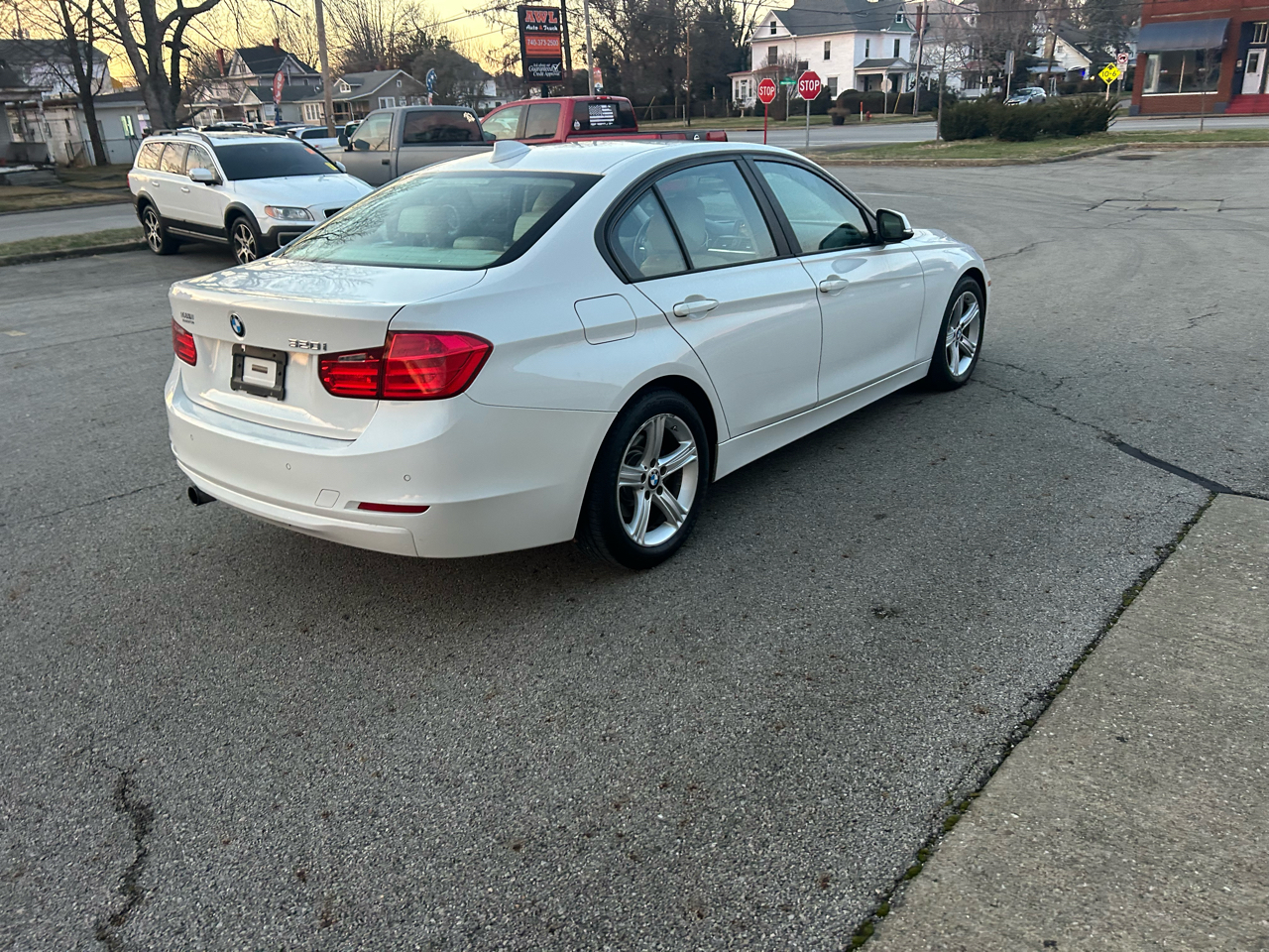 BMW 3-Series 320i Sedan 2015