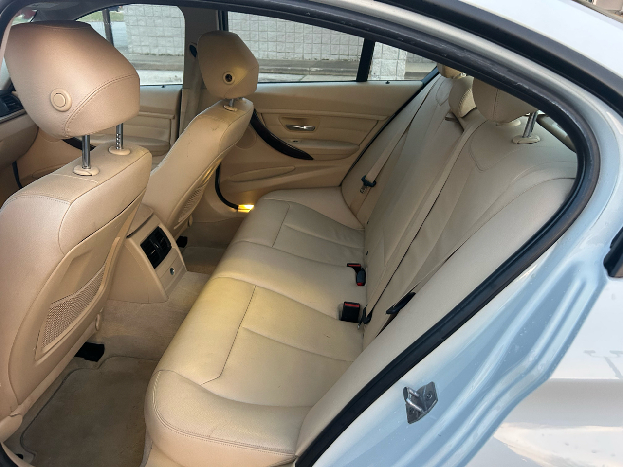 BMW 3-Series 320i Sedan 2015