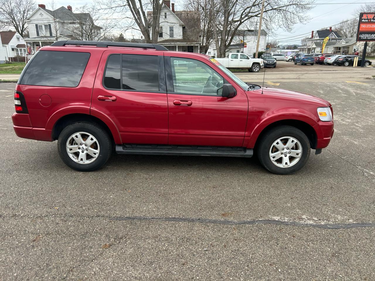 Ford Explorer XLT 4.0L 4WD 2009
