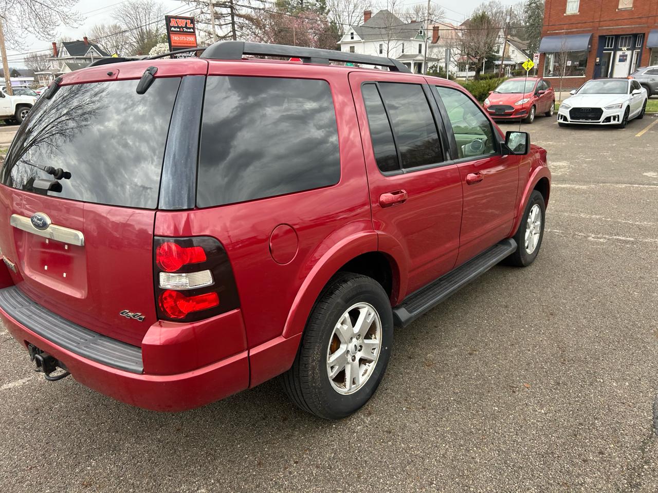 Ford Explorer XLT 4.0L 4WD 2009