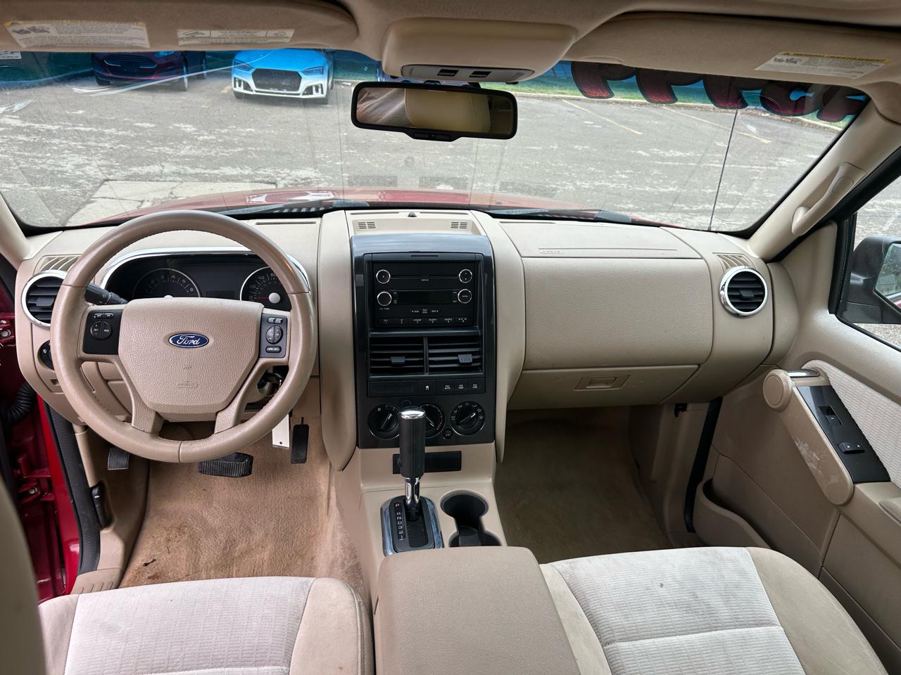 Ford Explorer XLT 4.0L 4WD 2009