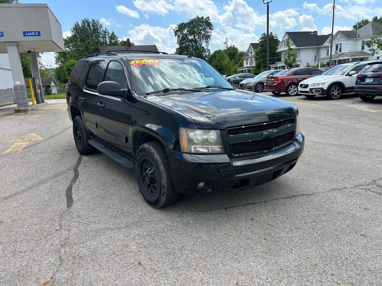 Chevrolet Tahoe LT 4WD 2011