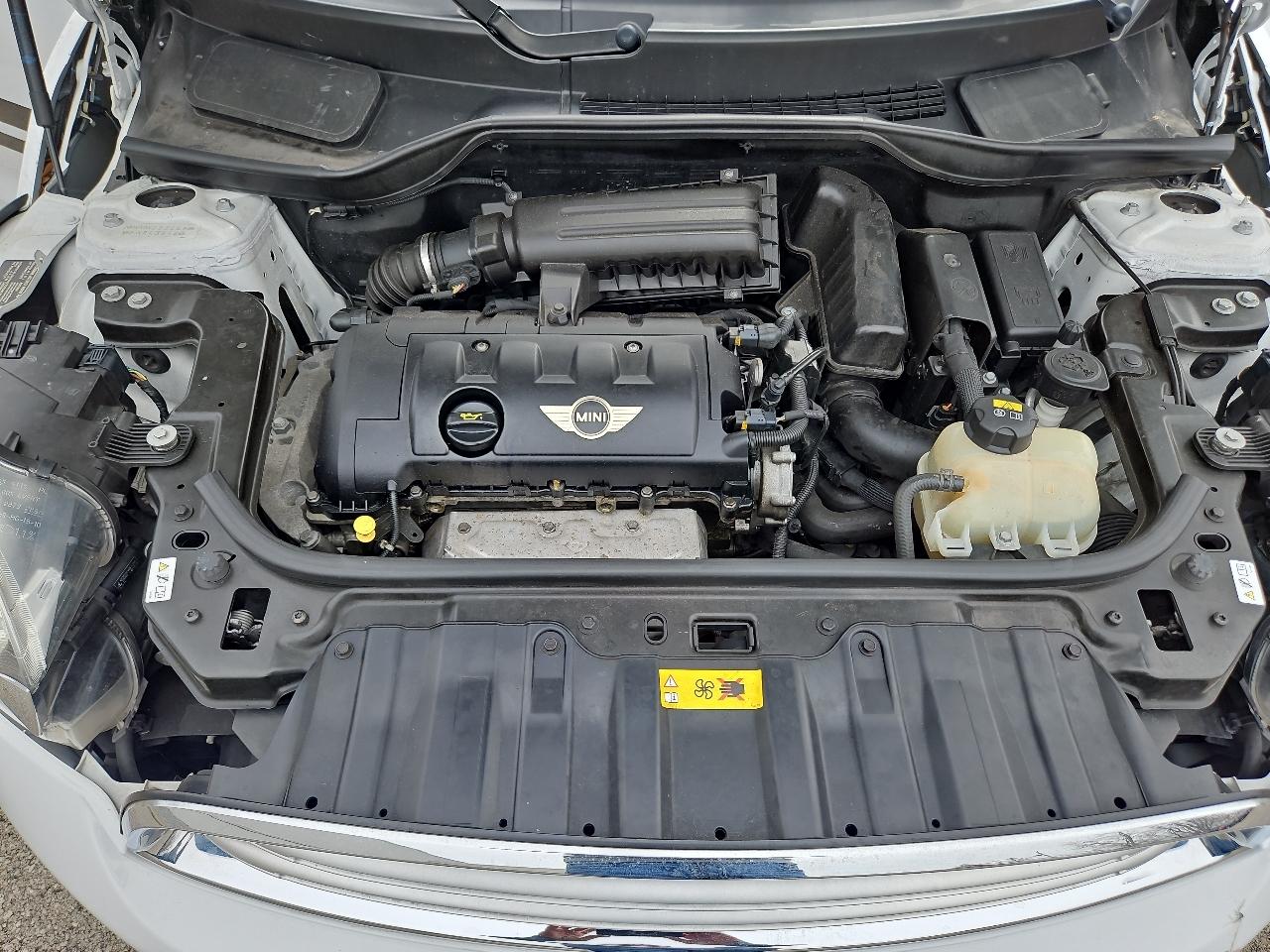 MINI Countryman Base 2015