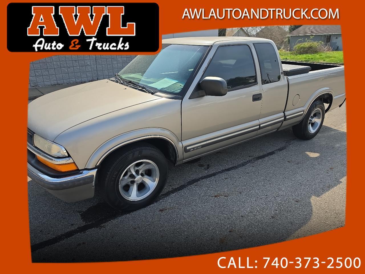 2001 Chevrolet S10 Pickup LS Ext. Cab 2WD