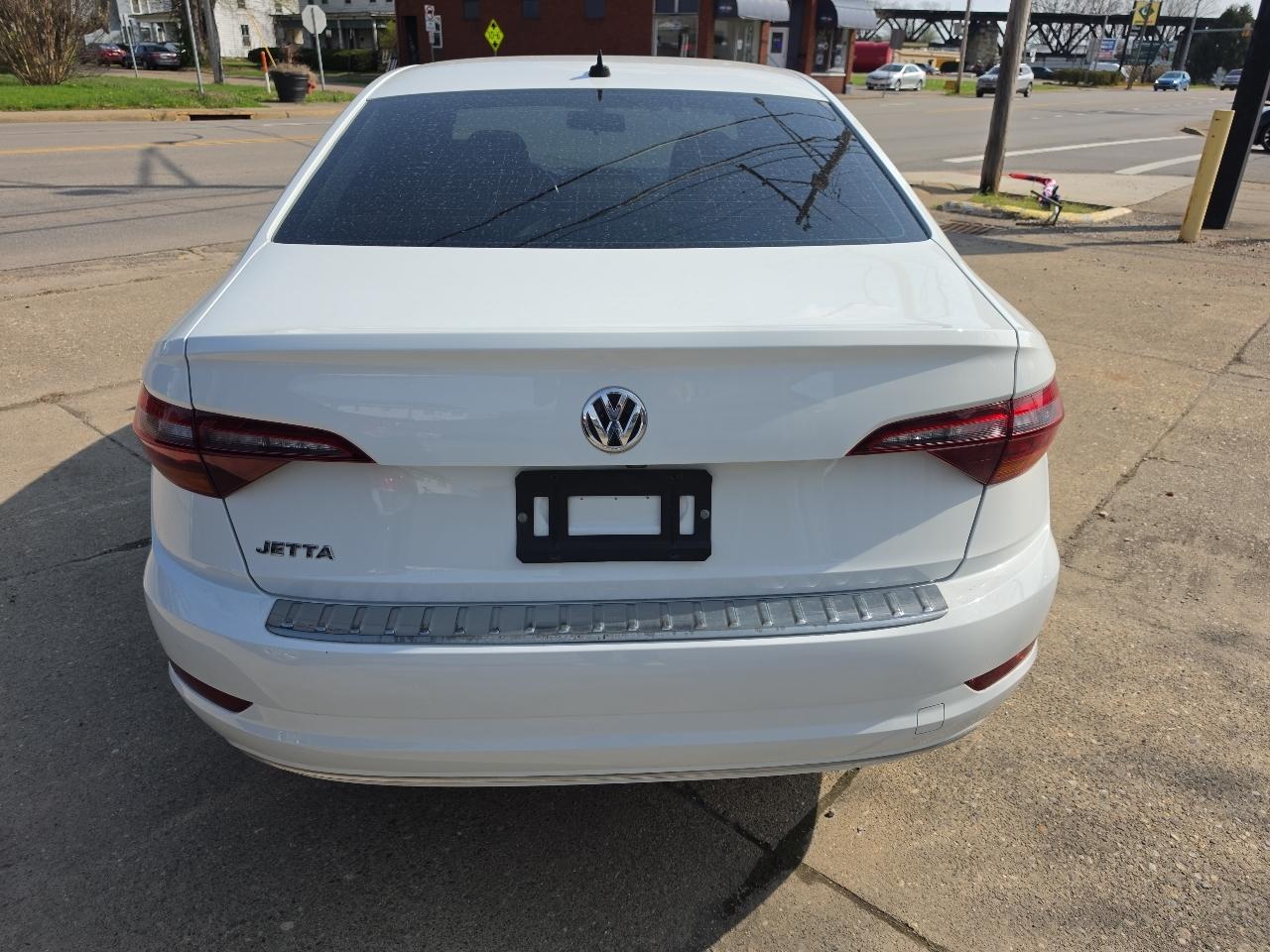 Volkswagen Jetta 1.4T S 8A 2019