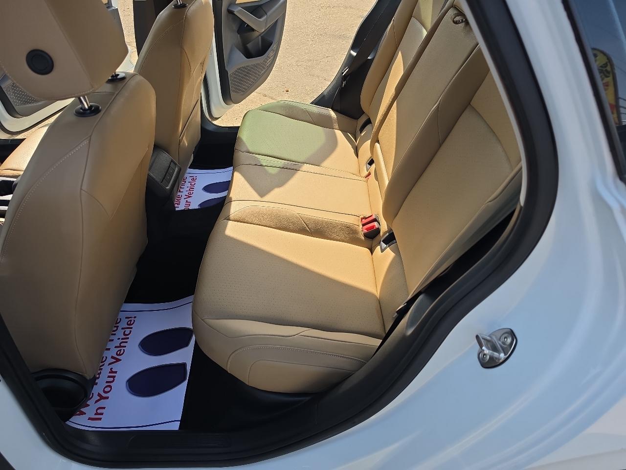 Volkswagen Jetta 1.4T S 8A 2019