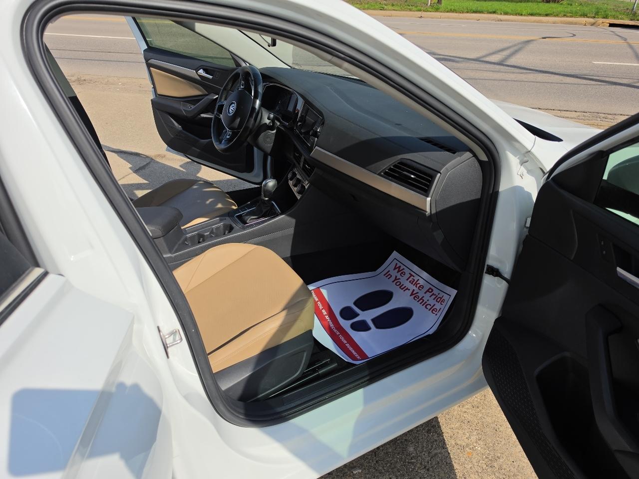 Volkswagen Jetta 1.4T S 8A 2019