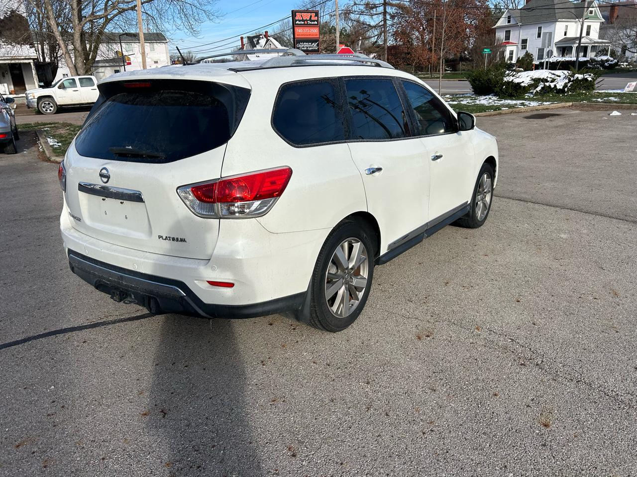 Nissan Pathfinder S 2WD 2015