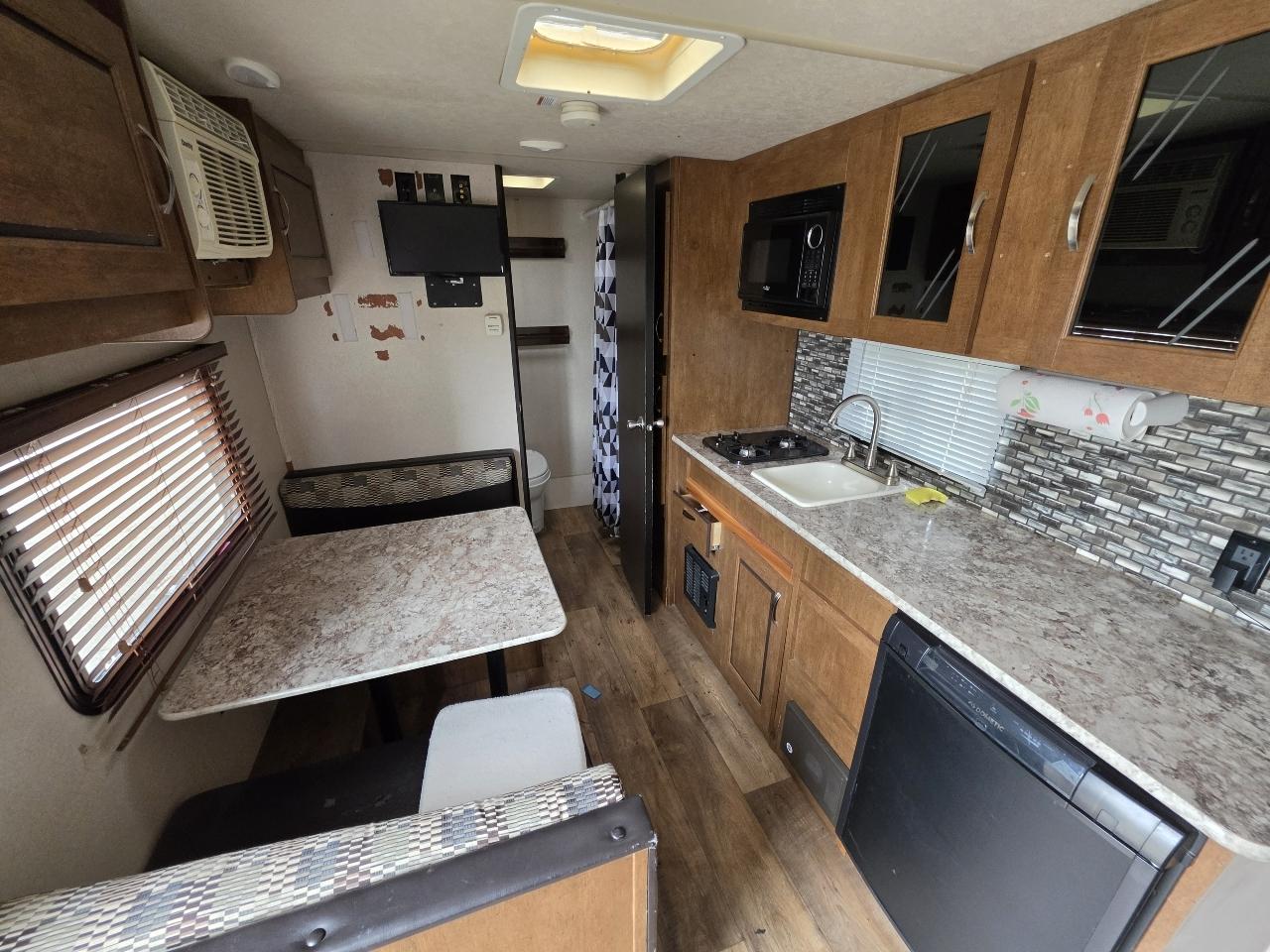 Forest River Unknown  2017