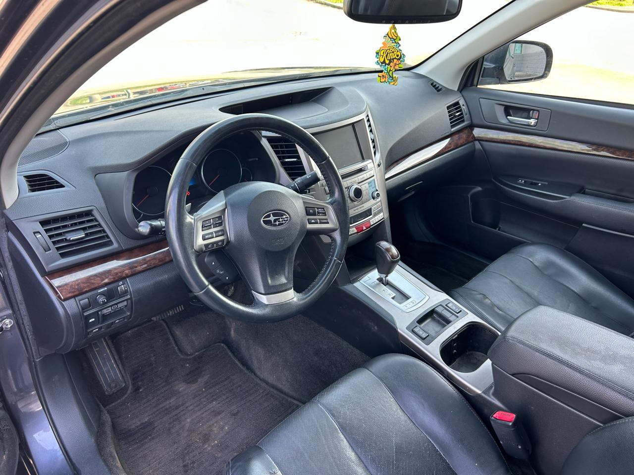 Subaru Legacy 2.5i Limited 2014