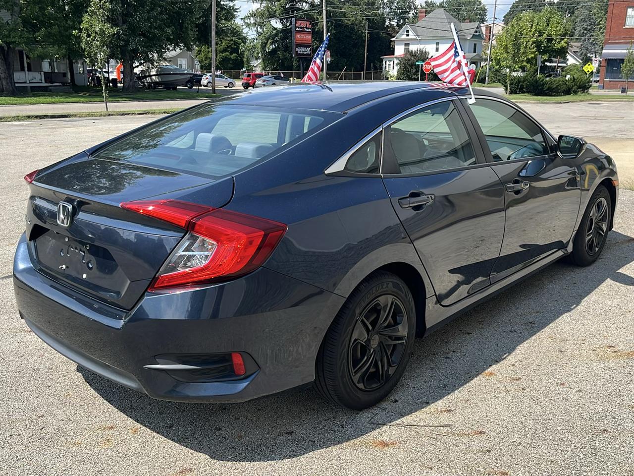 Honda Civic LX Sedan CVT 2017