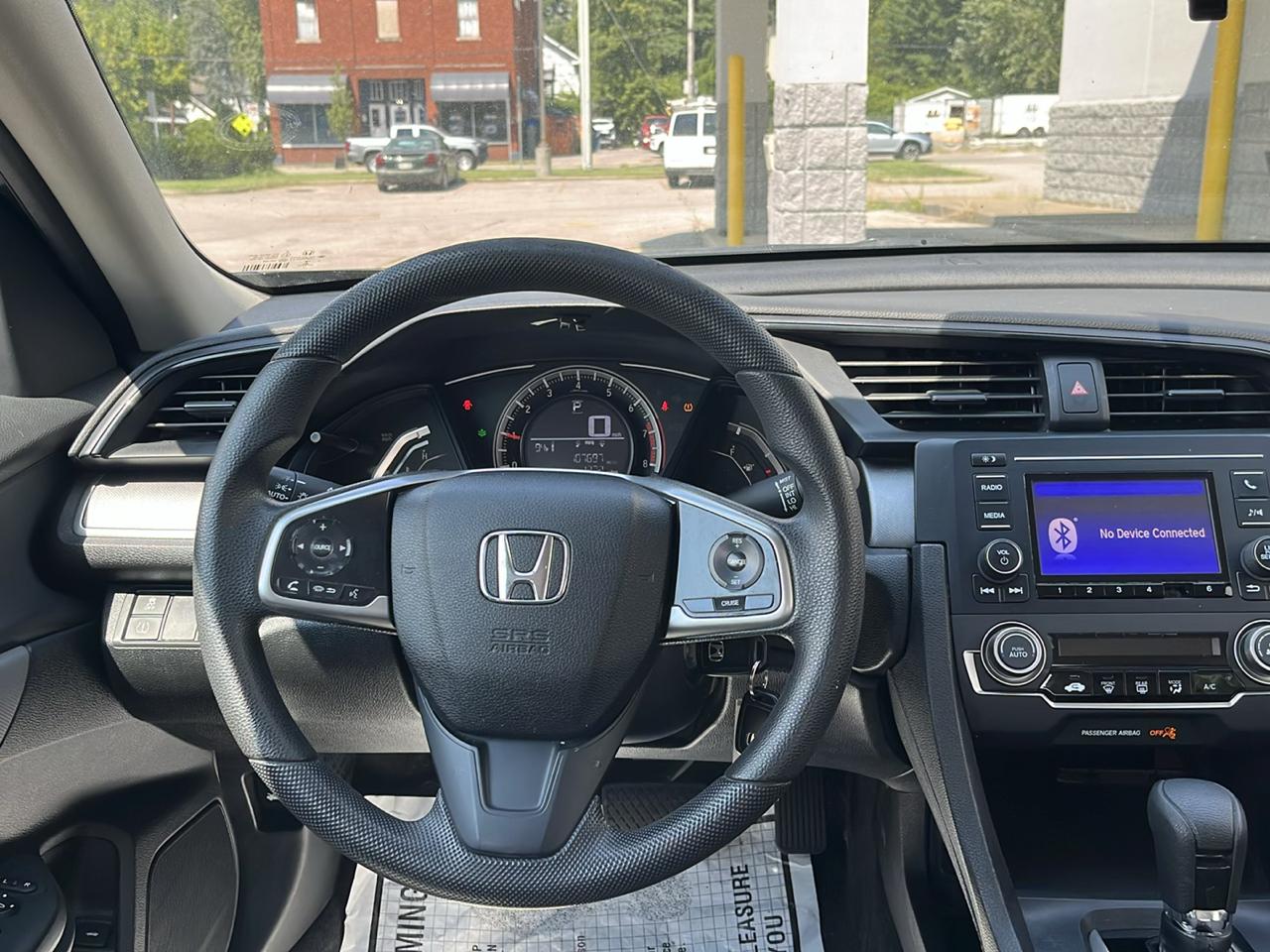Honda Civic LX Sedan CVT 2017