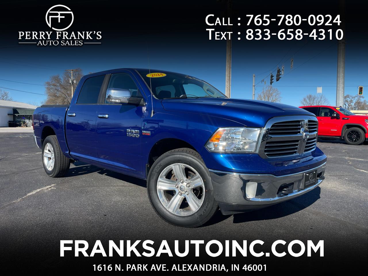 2014 RAM 1500 4WD Crew Cab 140.5" Big Horn
