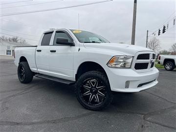2016 RAM 1500 4WD Quad Cab 140.5" Express