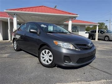 2012 Toyota Corolla 4dr Sdn LE Manual