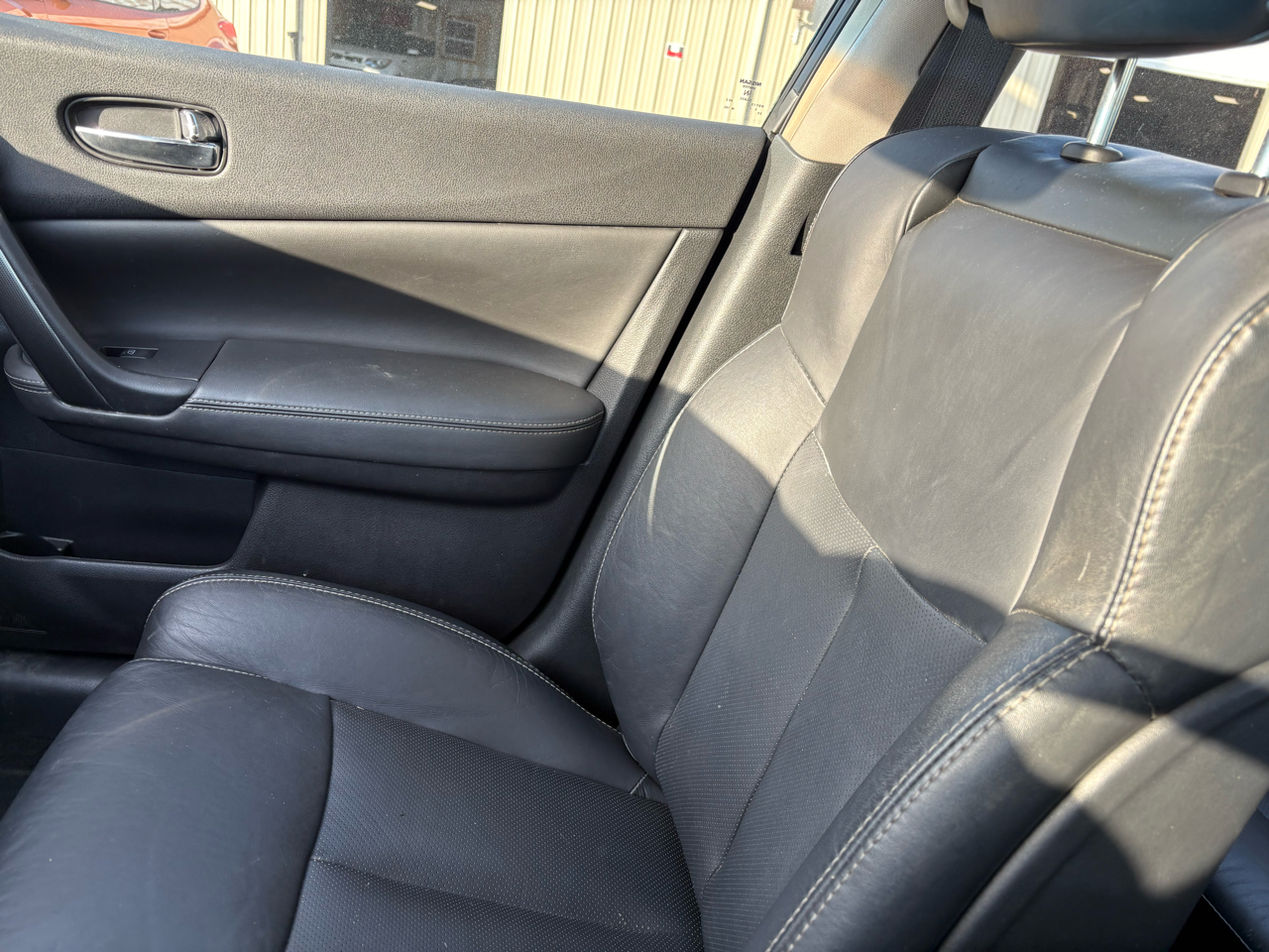 Nissan Maxima 4dr Sdn V6 CVT 3.5 SV w/Sport Pkg 2011