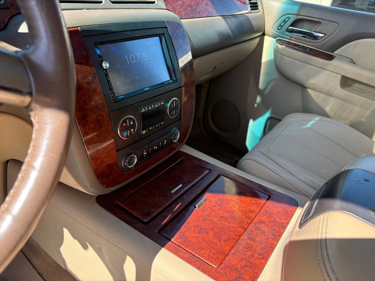 Chevrolet Tahoe 4WD 4dr 1500 LTZ 2012