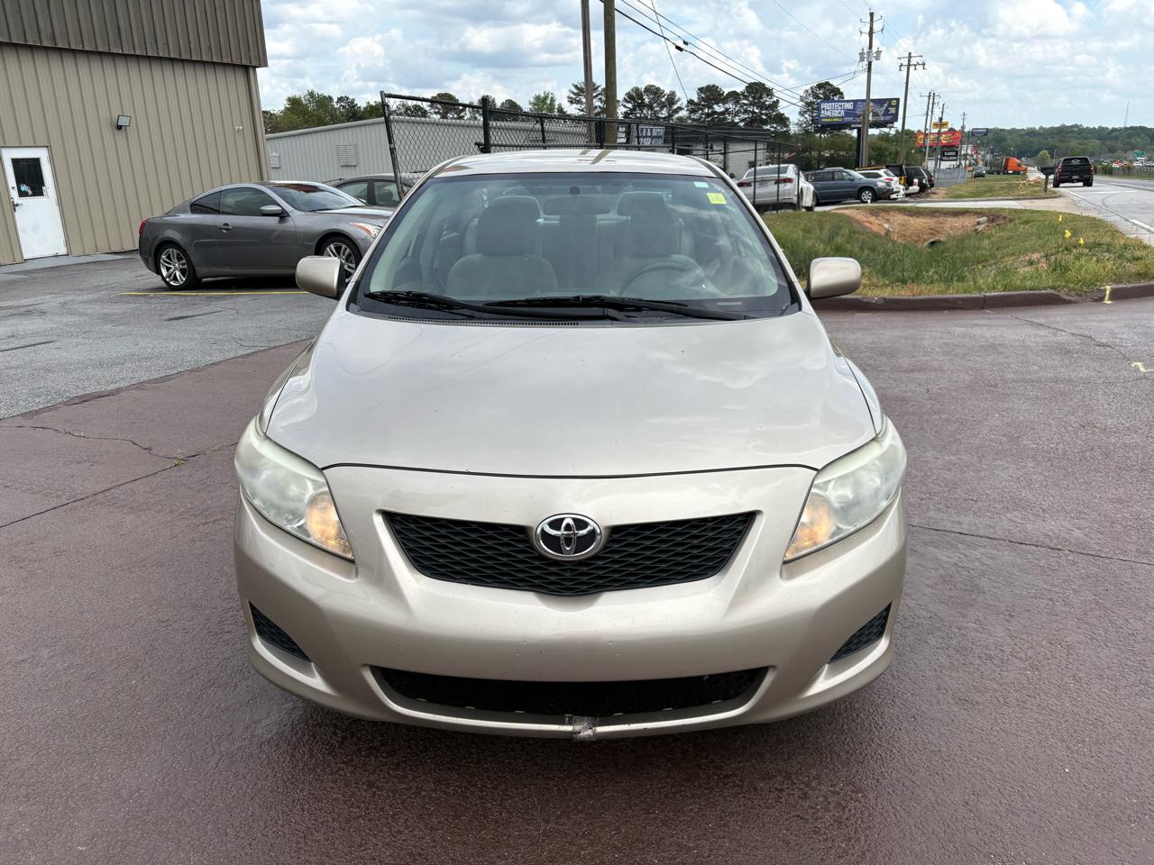 Toyota Corolla 4dr Sdn Auto LE (Natl) 2009