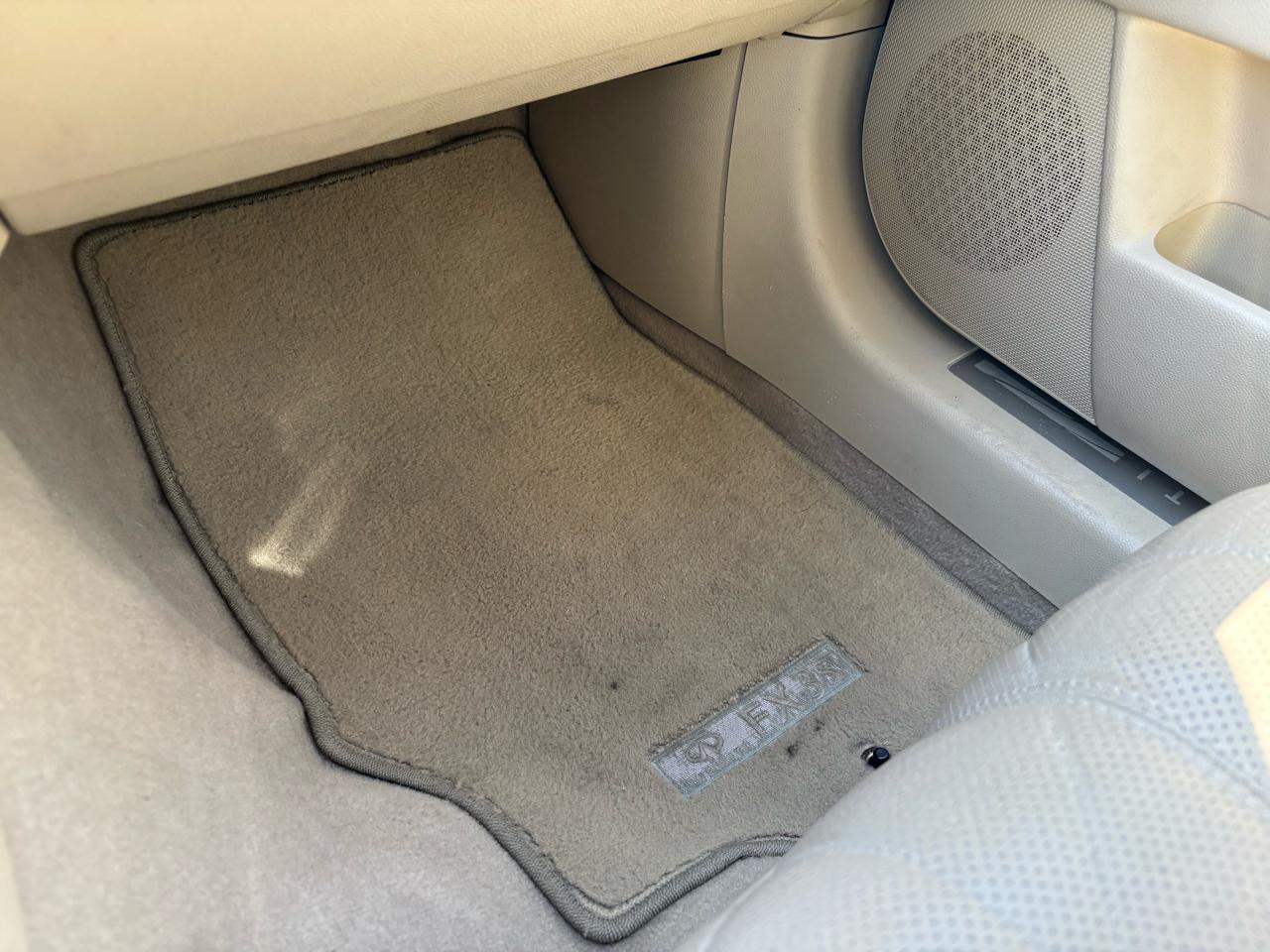 Infiniti FX35 RWD 4dr 2009