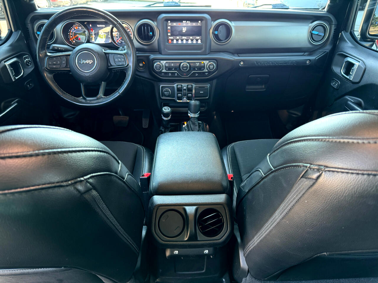 Jeep Wrangler Unlimited Freedom 4x4 2020 Jeep Wrangler Unlimited Freedom 4x4 2020