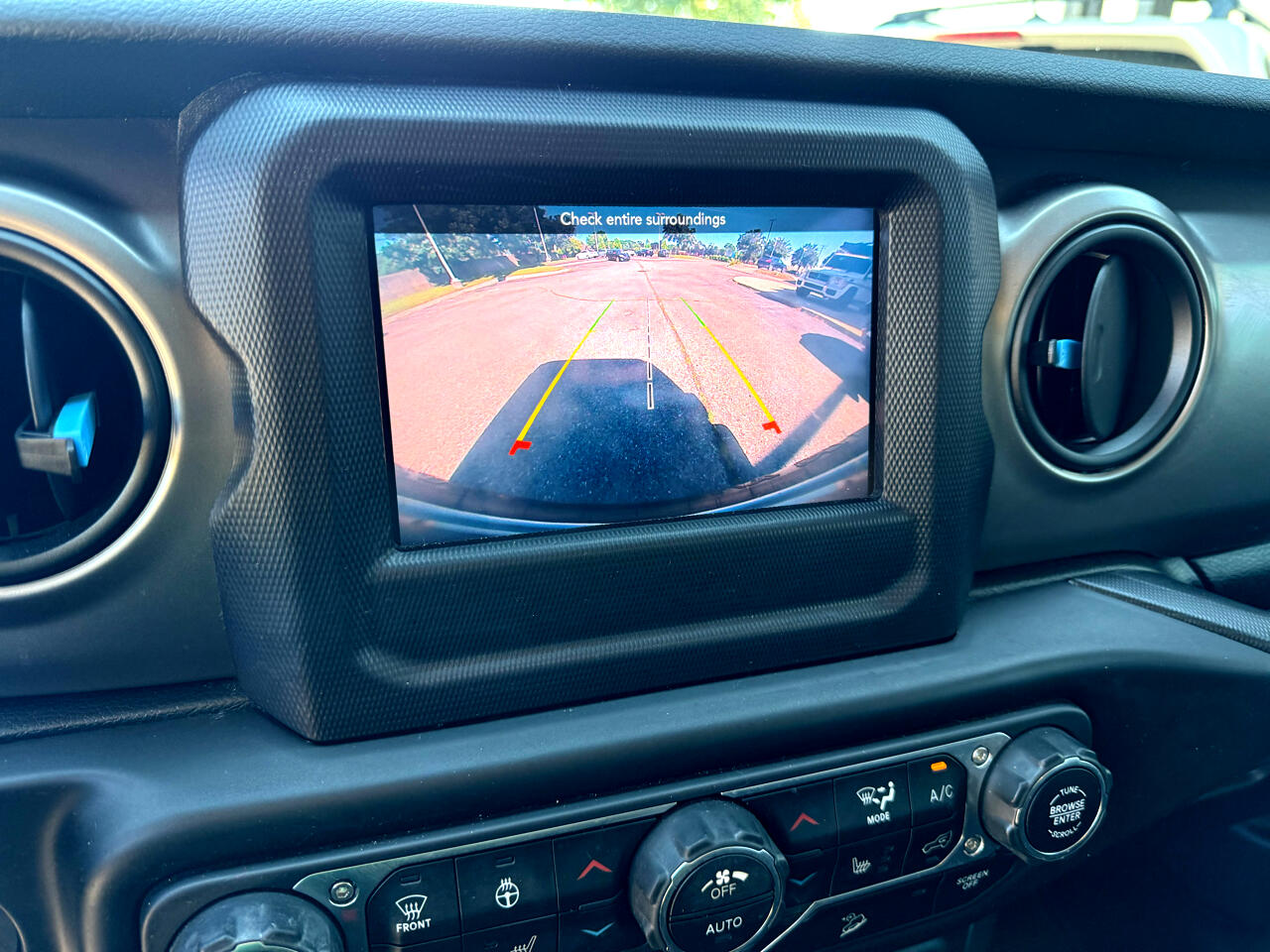 Jeep Wrangler Unlimited Freedom 4x4 2020 Jeep Wrangler Unlimited Freedom 4x4 2020