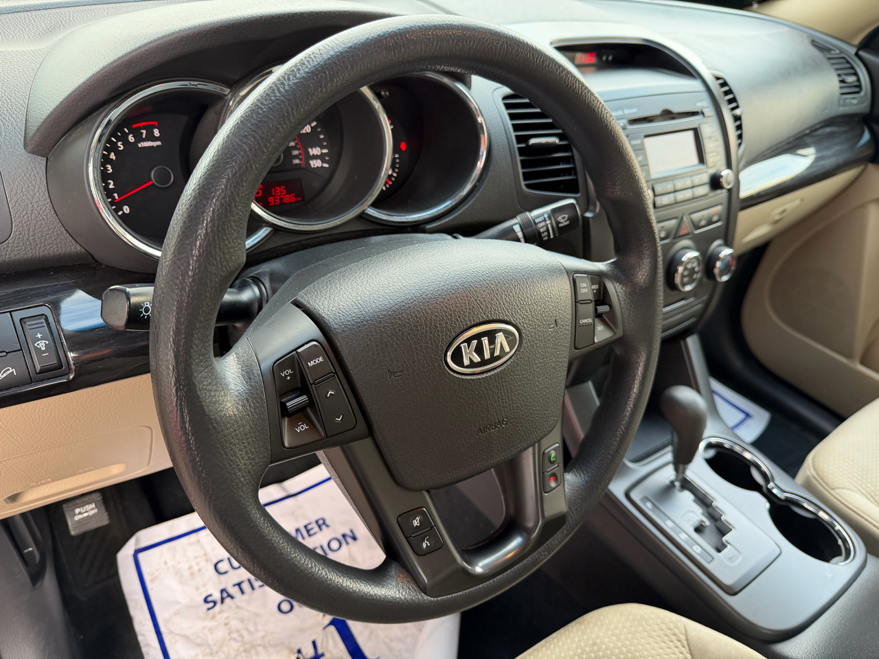 Kia Sorento LX 2WD 2011