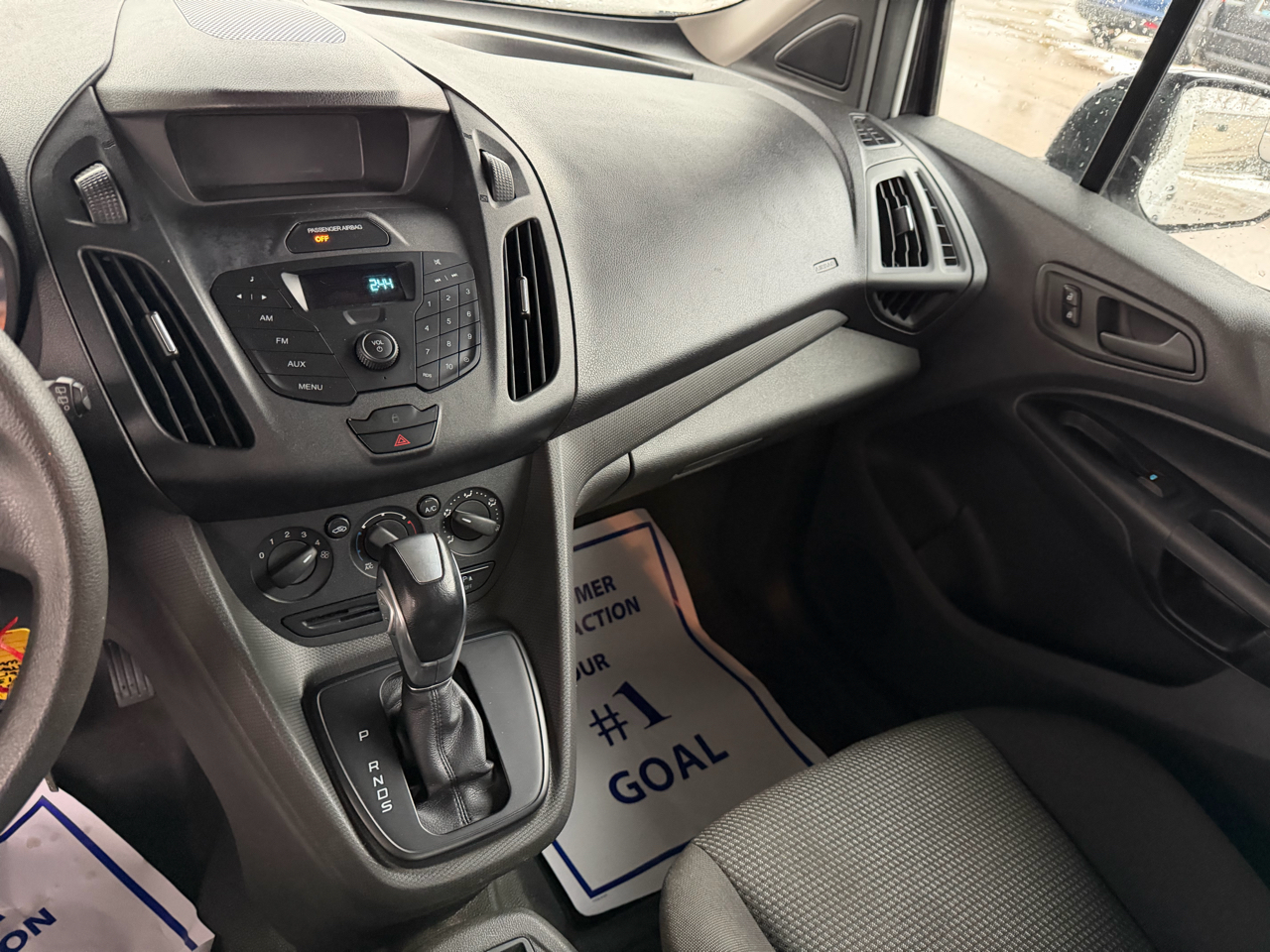 Ford Transit Connect XL w/Rear Liftgate 2015