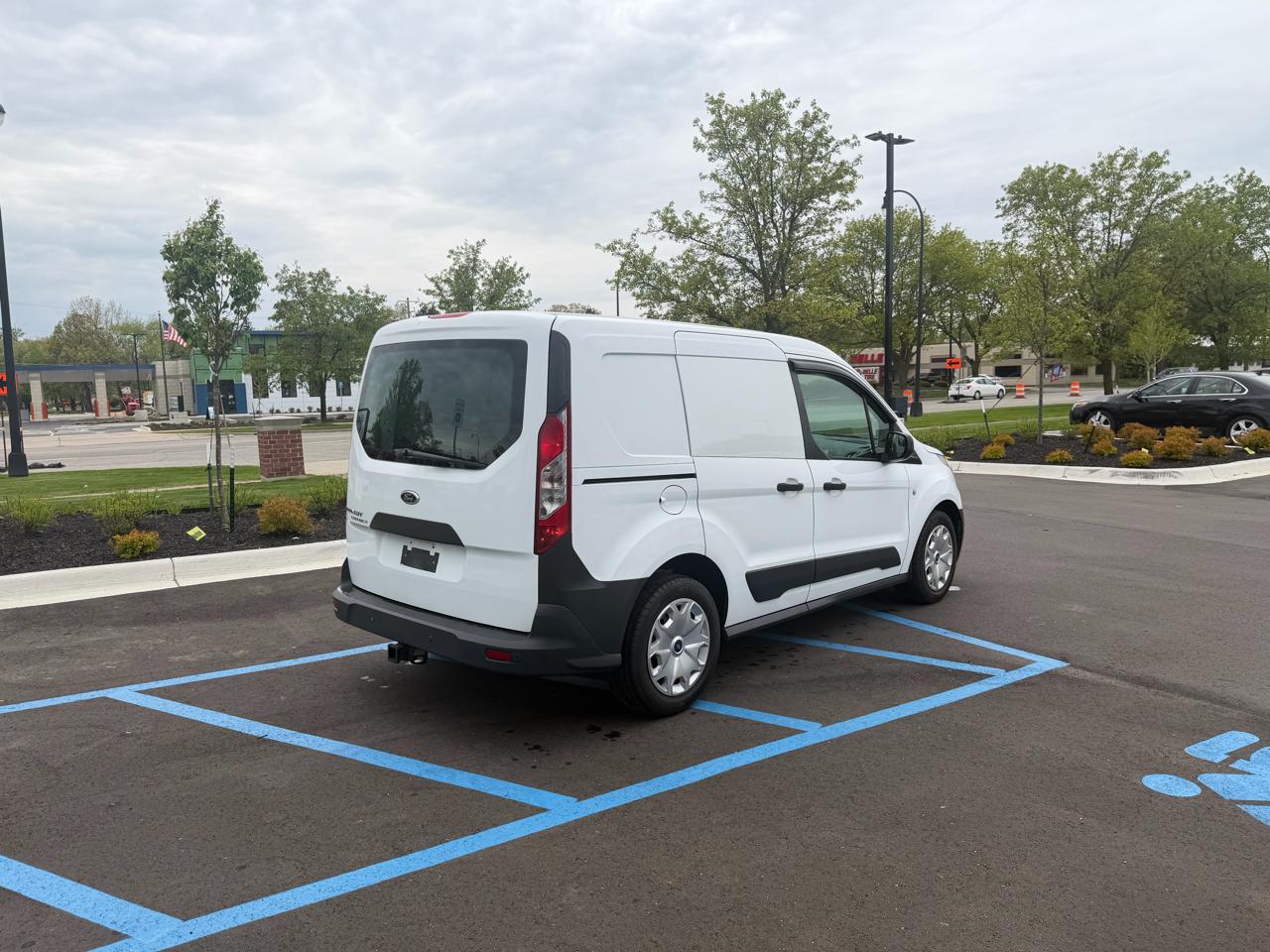 Ford Transit Connect XL w/Rear Liftgate 2015
