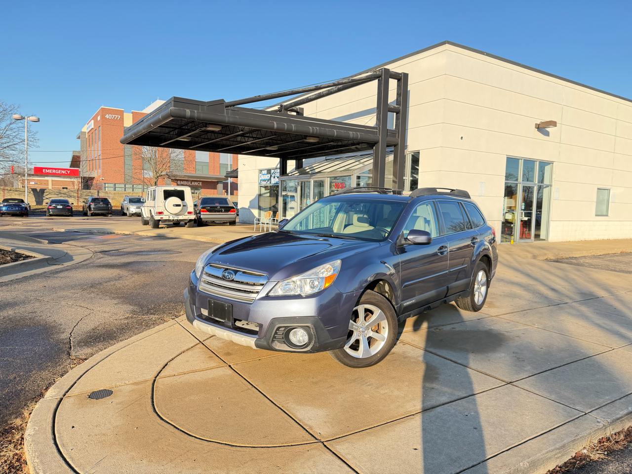 2014 Subaru Outback Limited's photo