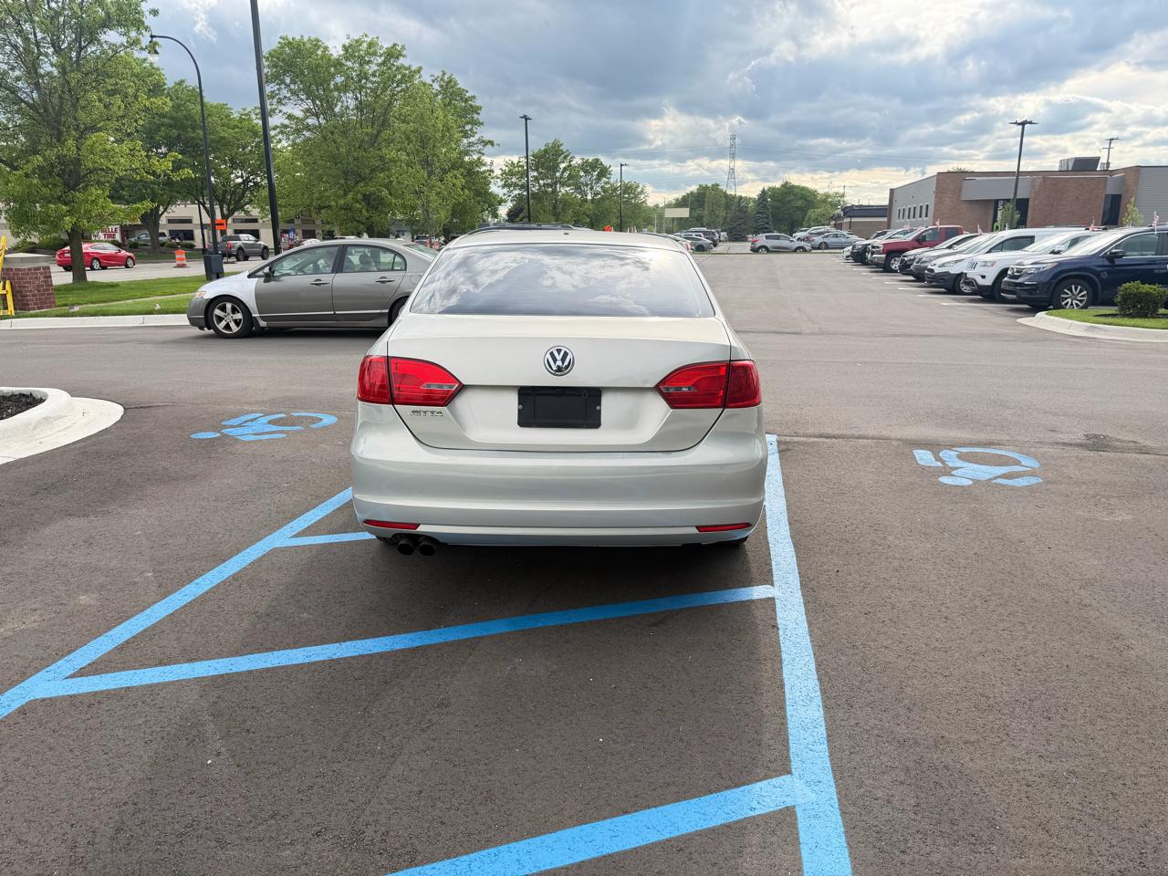 Volkswagen Jetta S 2012