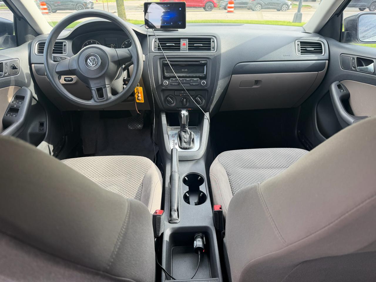 Volkswagen Jetta S 2012