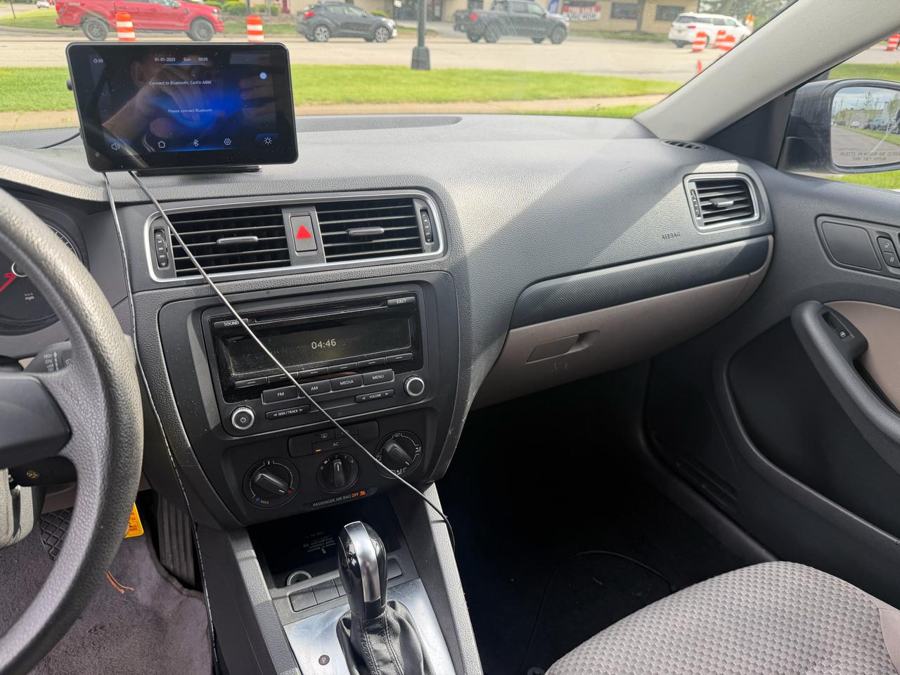Volkswagen Jetta S 2012