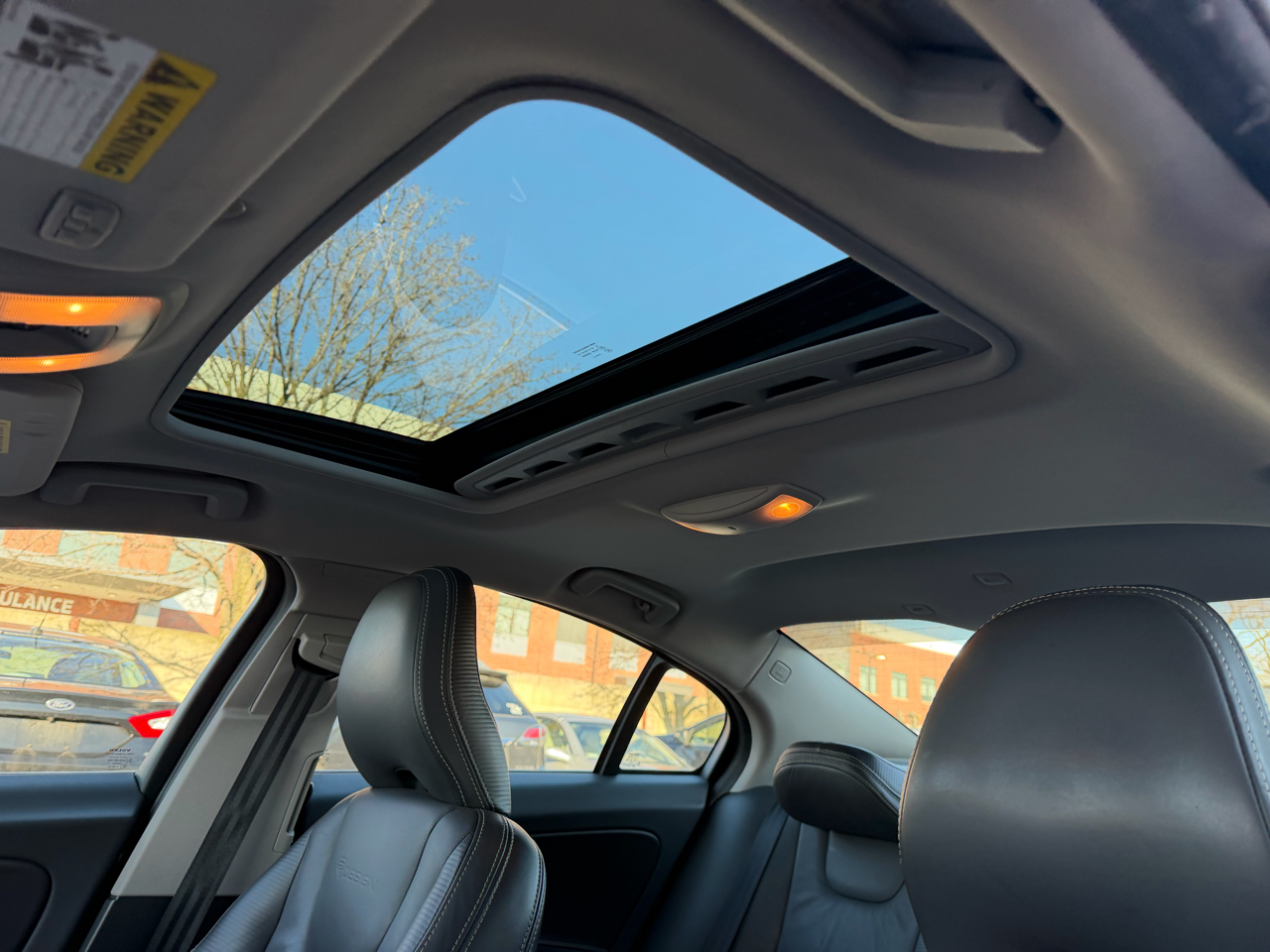 Volvo S60 T6 AWD 2012