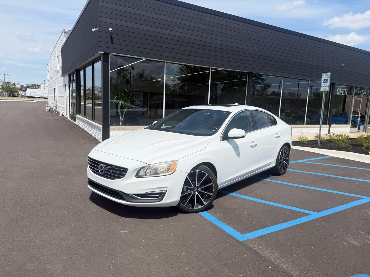 Volvo S60 2.5 Premier 4WD 2016