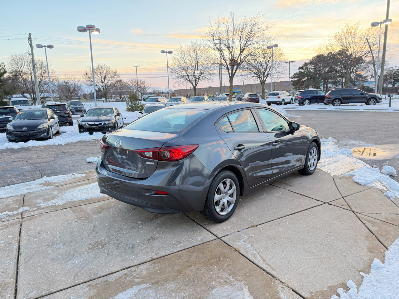 Mazda MAZDA3 i Sport AT 4-Door 2015