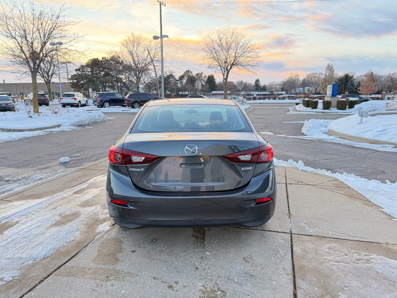 Mazda MAZDA3 i Sport AT 4-Door 2015