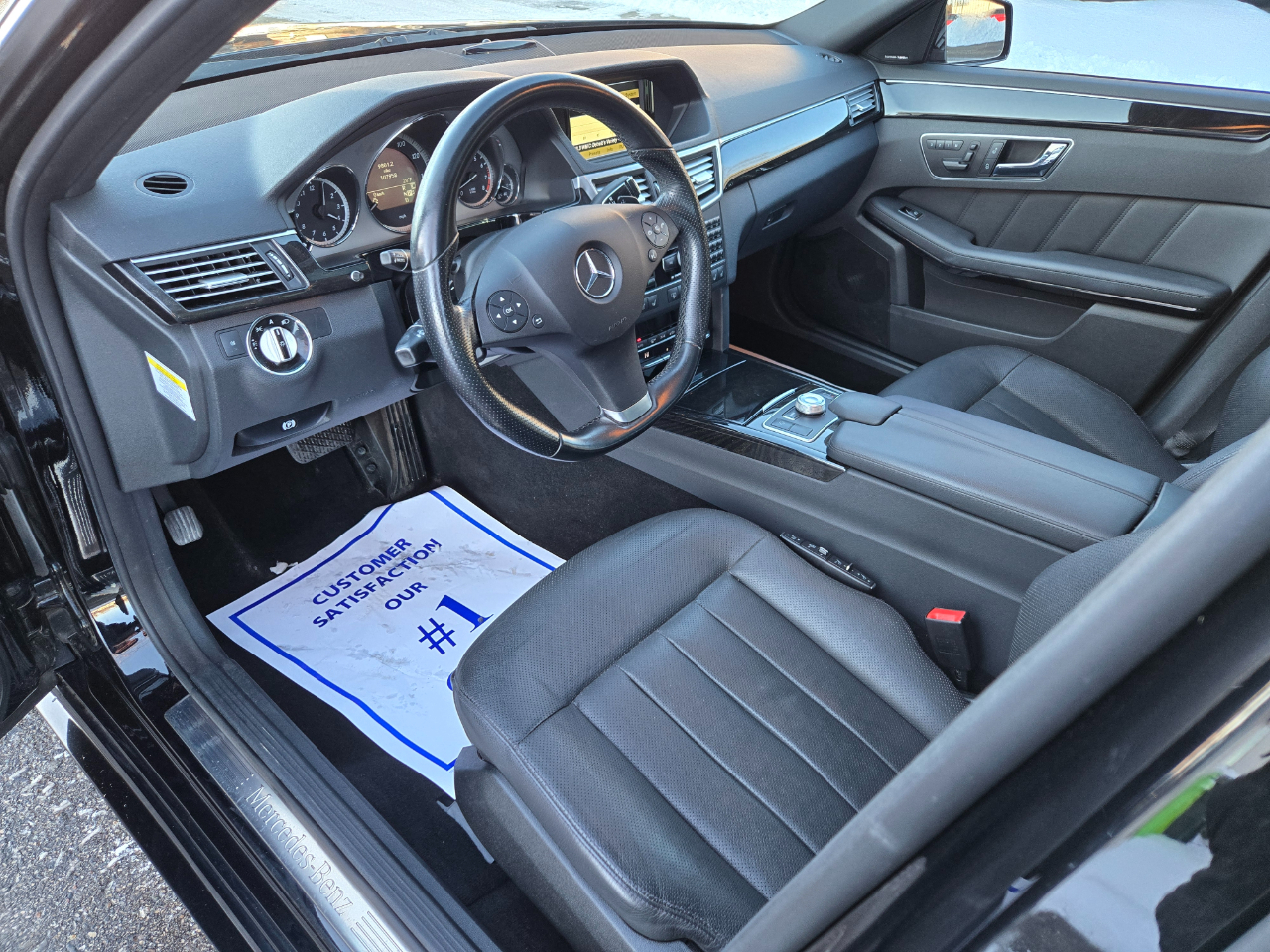 Mercedes-Benz E-Class E550 Sedan 4MATIC 2010